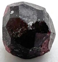 Almandine 1